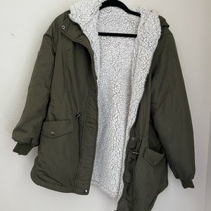 REVERSIBLE olive faux fur coat